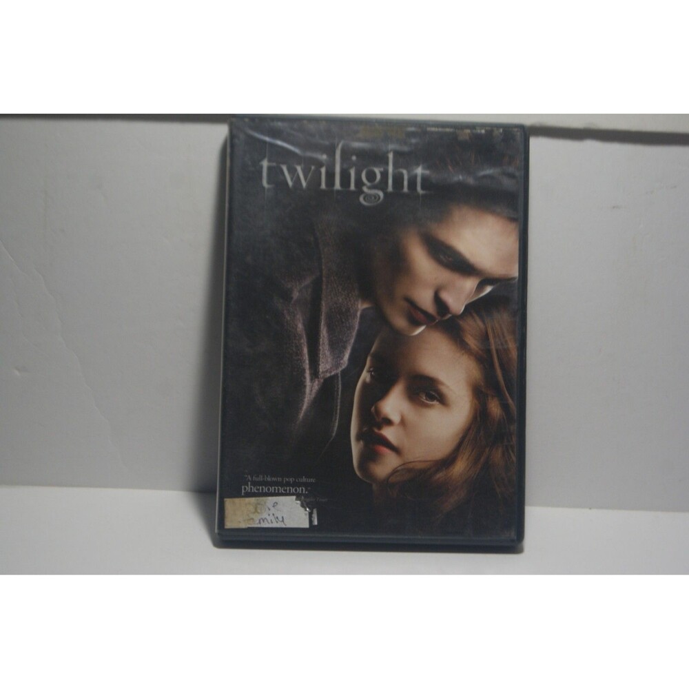 Twilight (DVD, 2009) Kristen Stewart Action Packed Vampire Love Story